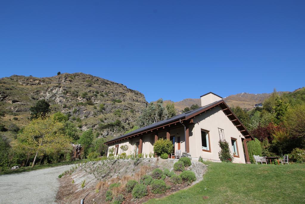 The Paddock Straw Bale Luxury Holiday House Arthurs Point ห้อง รูปภาพ